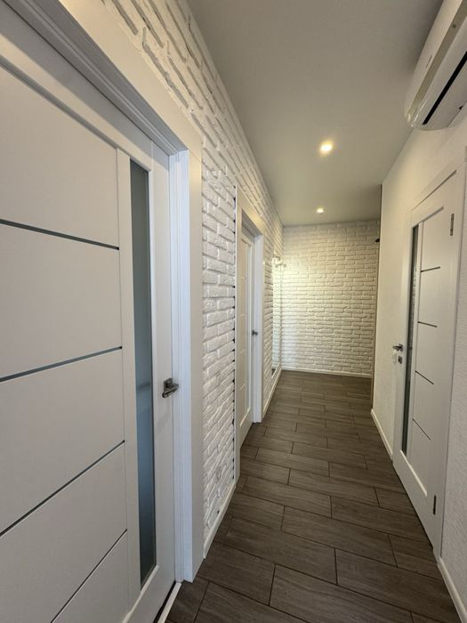 2к квартира з рем. Укомплектована всім необхідним. Податки 2% є Балкон