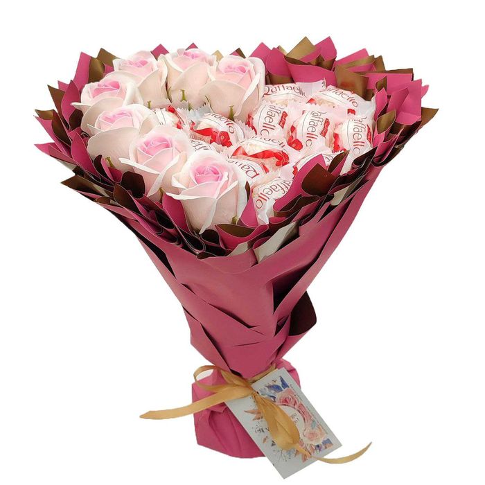 Bukiet ze slodyczy serce Raffaello. Prezent na Urodziny, Imeniny