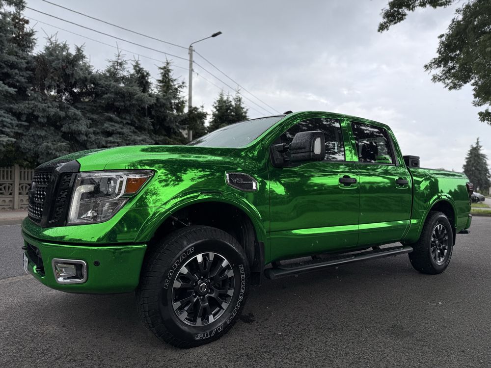 Nissan titan pro nowy gaz 4x4 sliczna bestia zamiana !
