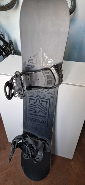 Snowboard Raven Solid 159W + wiązania S230 M/L jak nowa