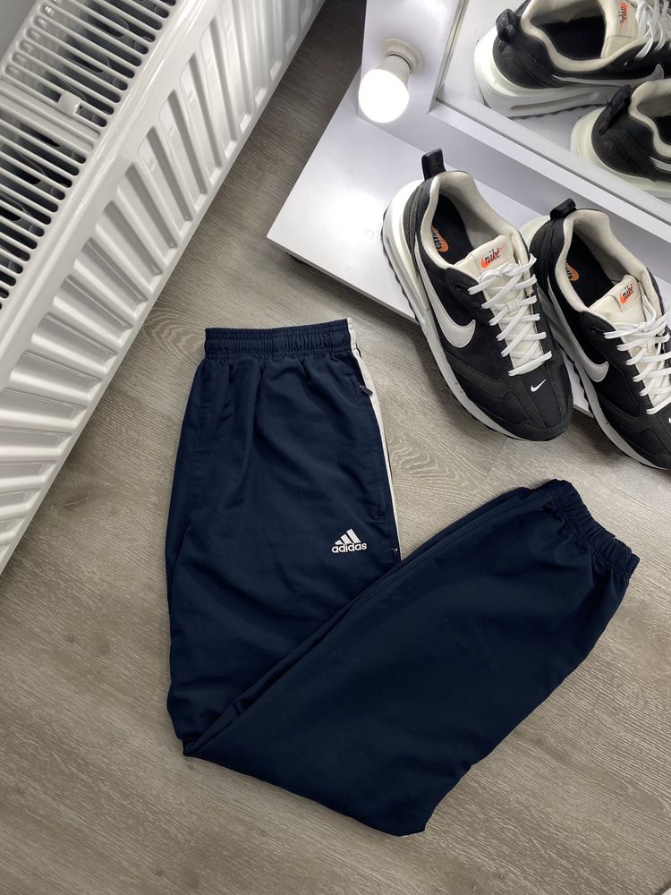 Спортивні штани Adidas