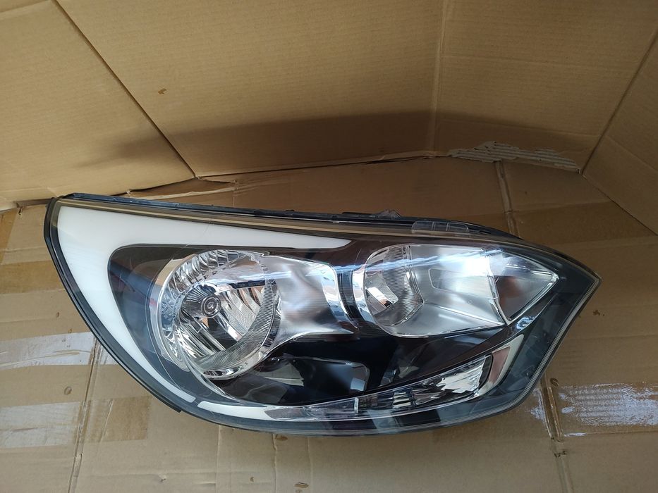 Reflektory  kia / Hyundai nowe modele
