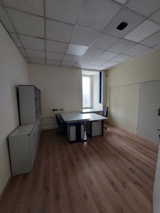 Lokal biurowy pow. 18,3m2 na wynajem nr 5/piętro 2