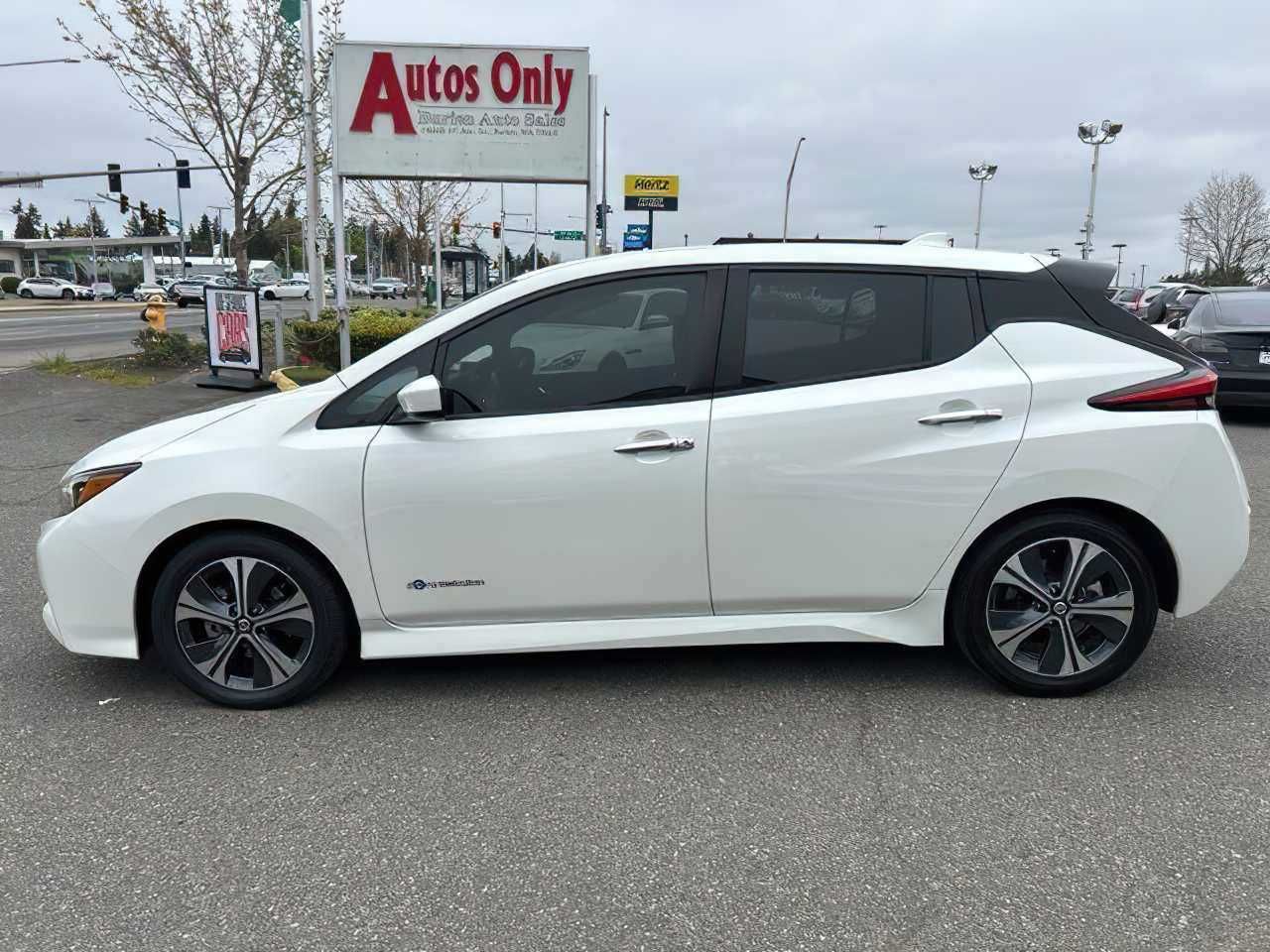 2018 Nissan LEAF SV