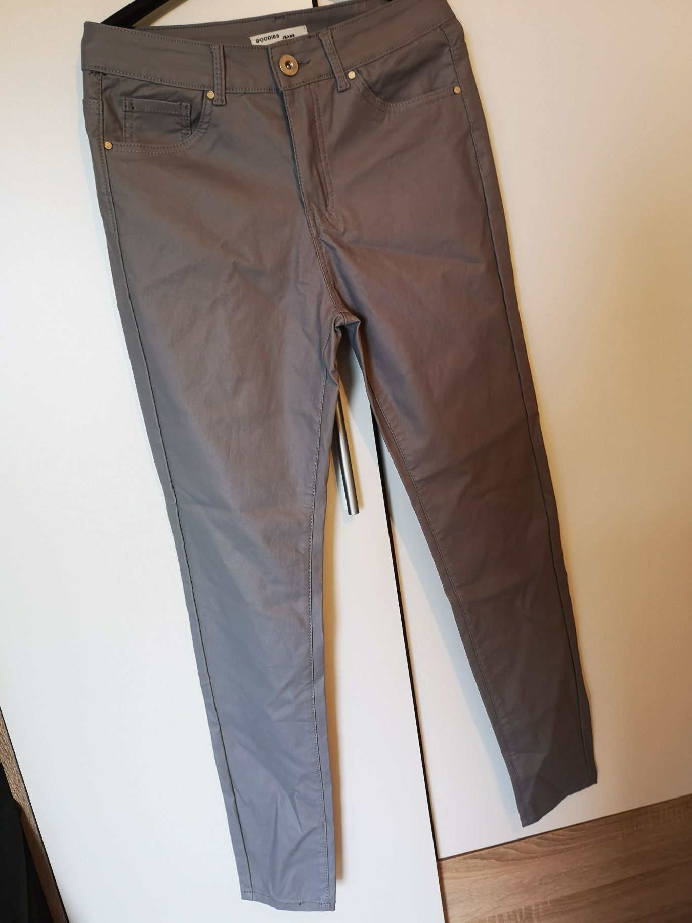 Spodnie rurki woskowane Szare nowe goodlies M 38
