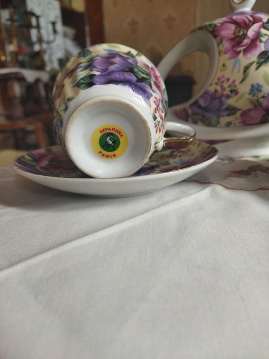 Чайные пары с чайником в цветы