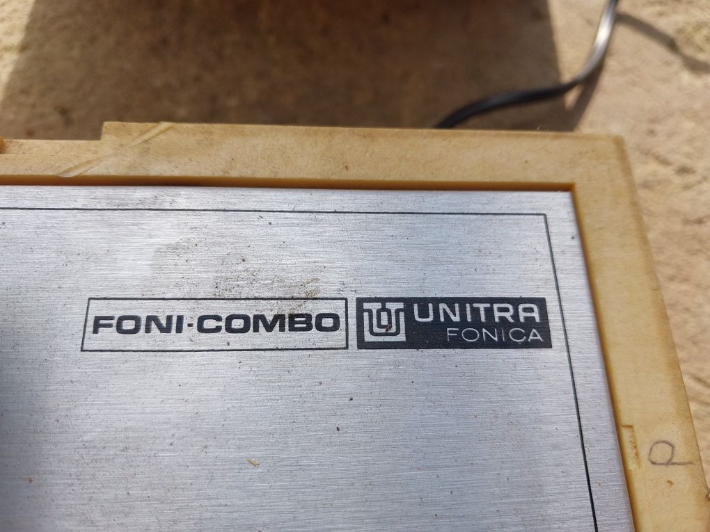 Gramofon z głośnikami Unitra Foni Combo