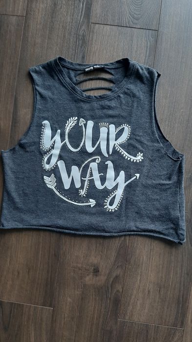 Croop Crop top Koszulka z wycięciami Xs 164