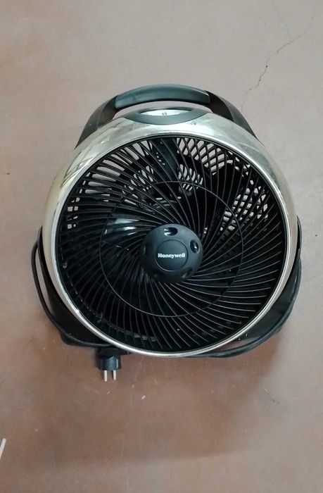 Ventoinha de mesa, chão e parede