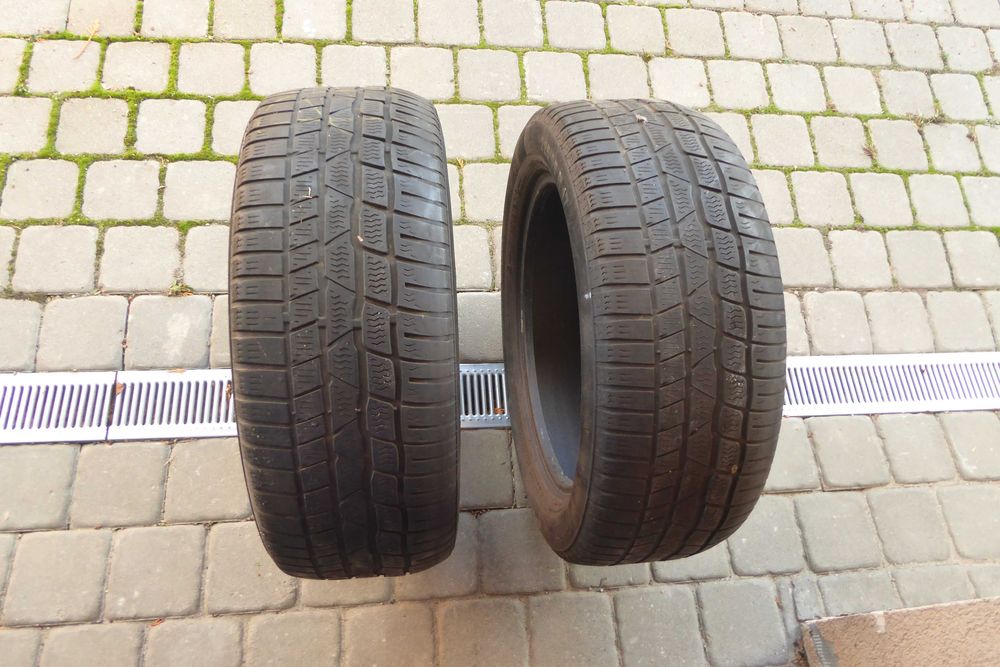 Dwie używane opony Continental zimowe 225/55 R1, sprzedam.