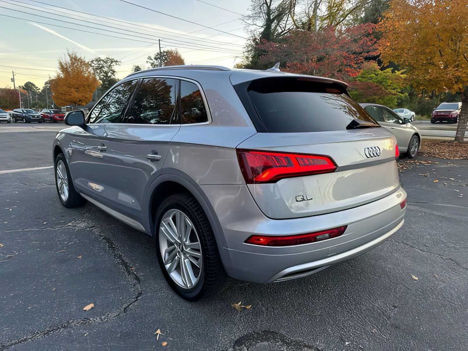 Audi Q5      2018