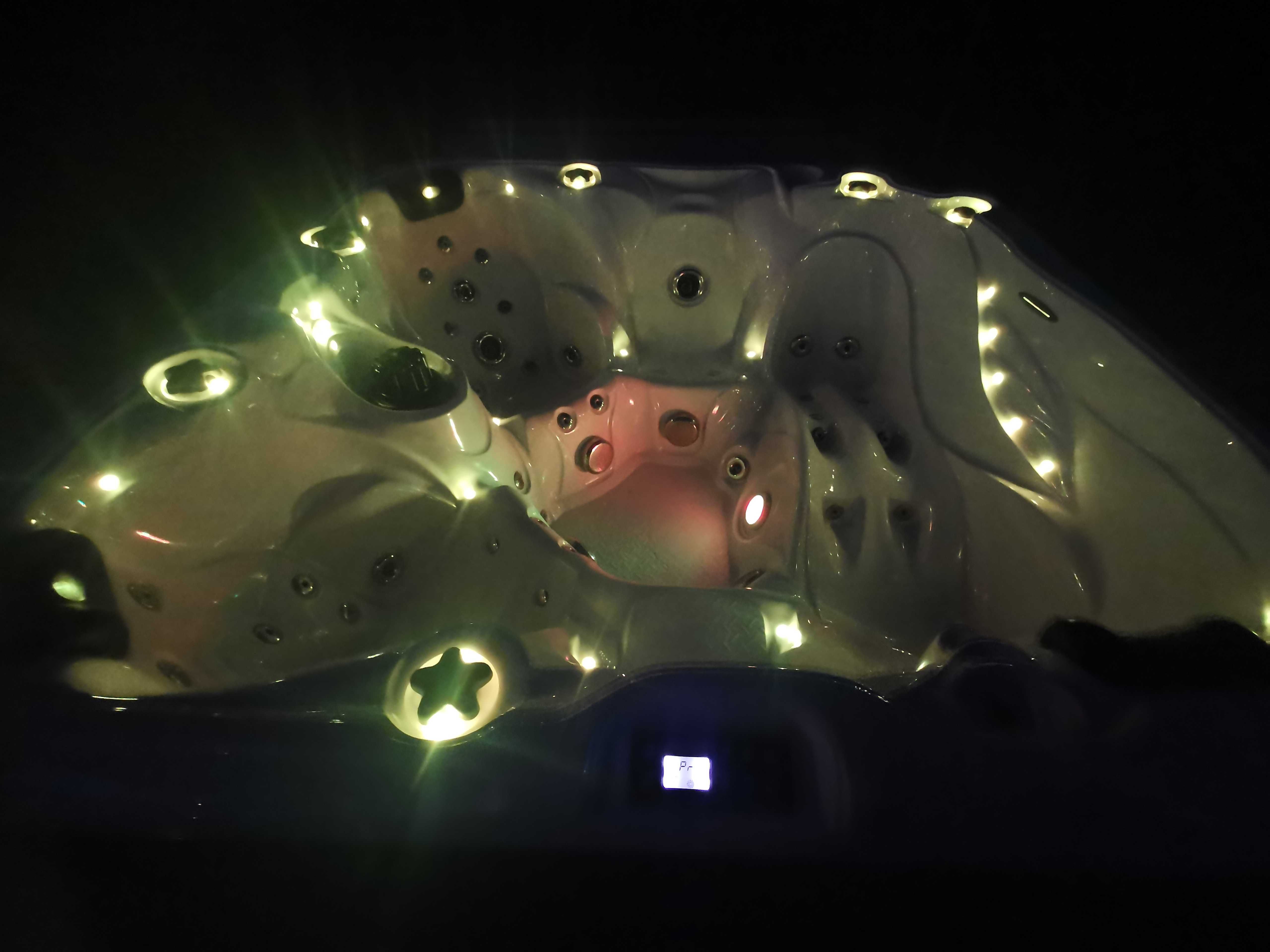 Jacuzzi Elektryczne Balboa Sundance LED Balia Jak Nowe Białe Serwis