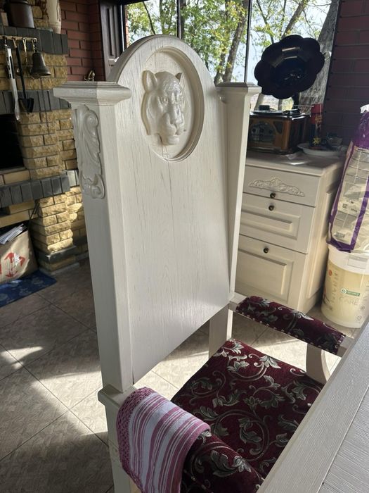 Продам комплект стіл зі стільцями