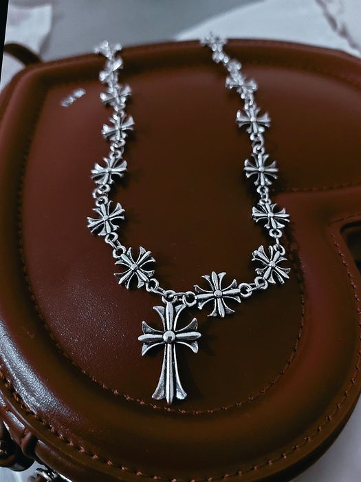 Підвіска хрест хром хартс