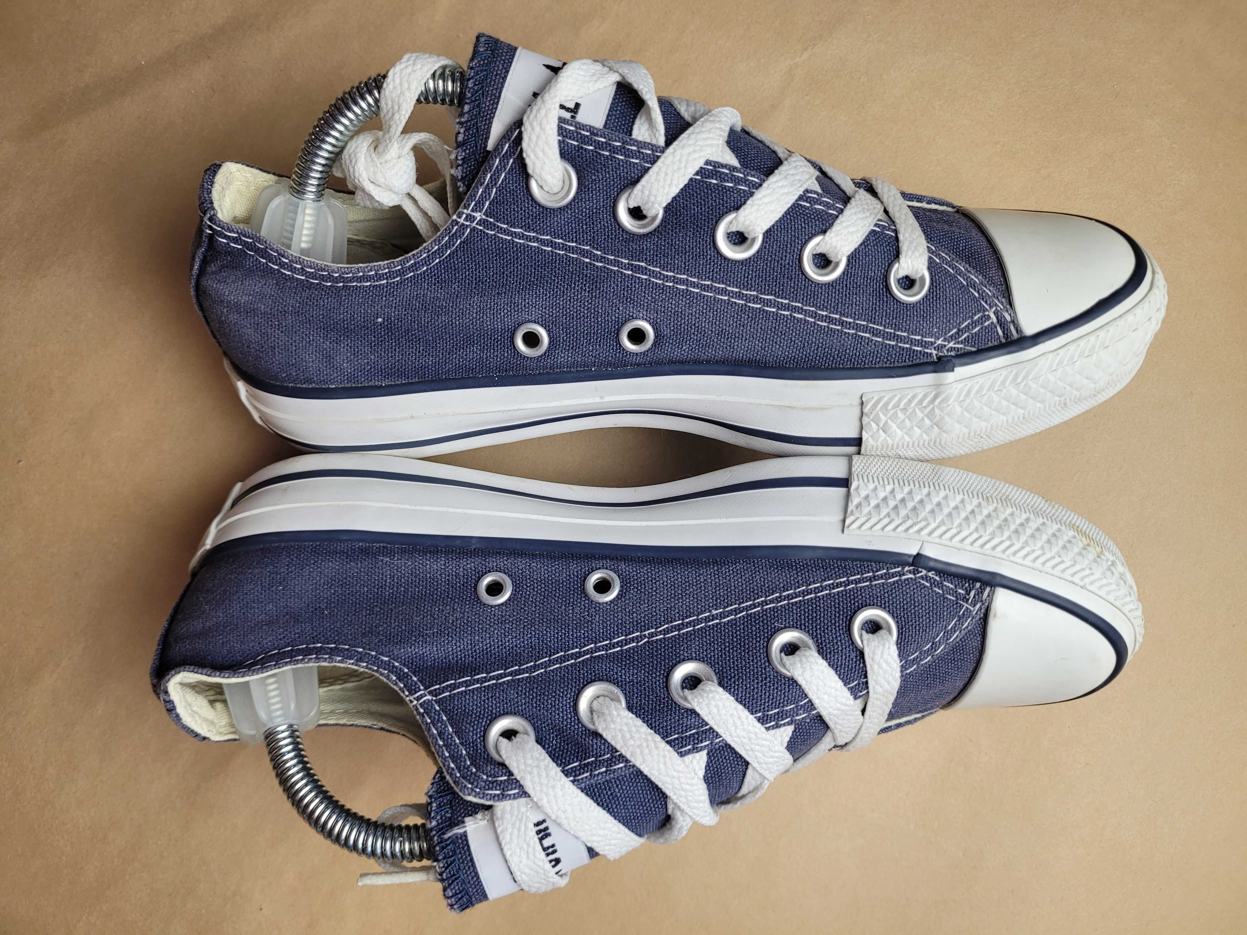 Trampki Converse Chuck Taylor All Star OX M9697