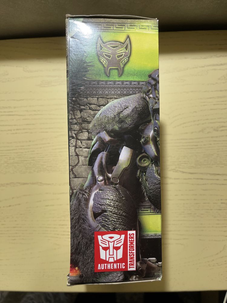 Продам робота-трансформера Optimus Primal від Hasbro ОРИГІНАЛ