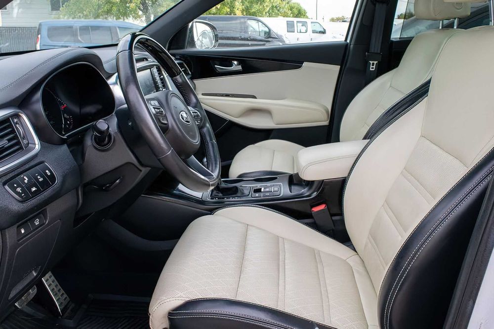 Kia Sorento      2018