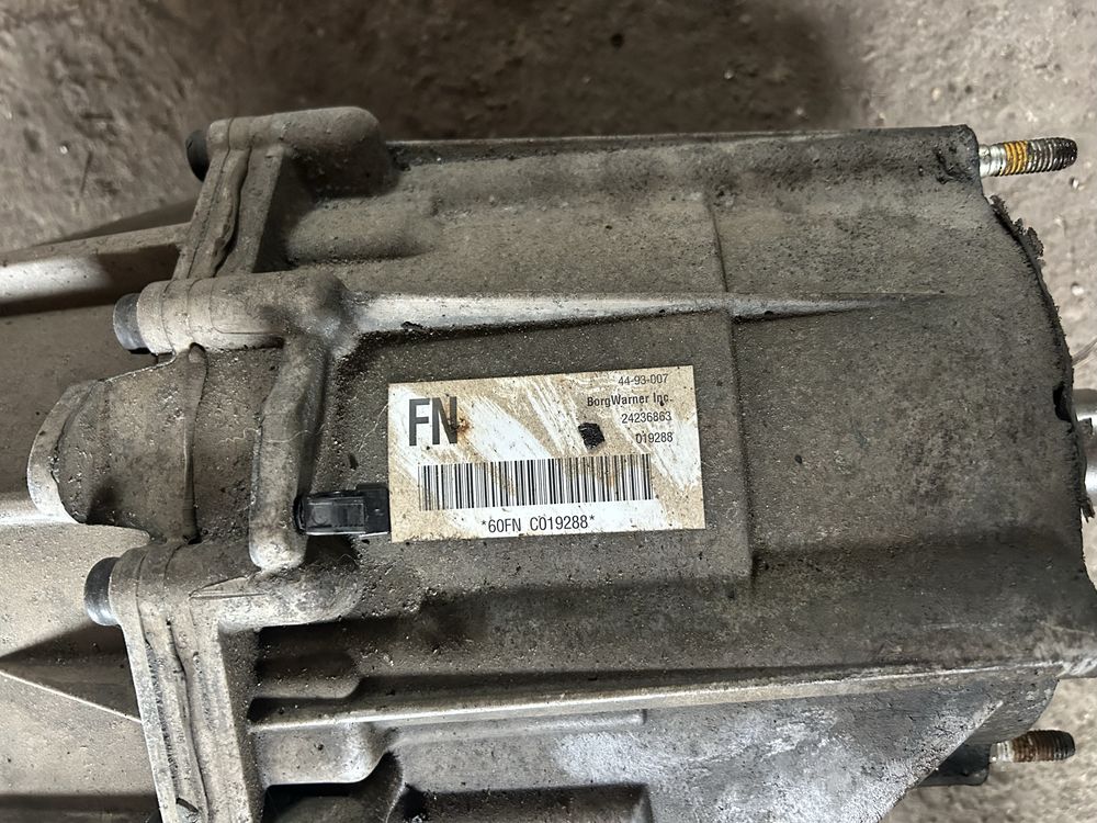Hummer h3 2006 reduktor napedow