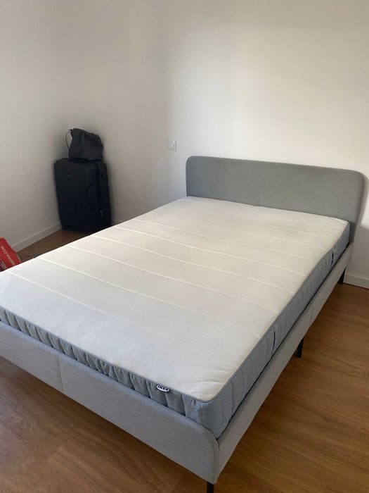 VALEVÅG - Colchão molas ensacadas extra firme + cama 140x200cm (usado)