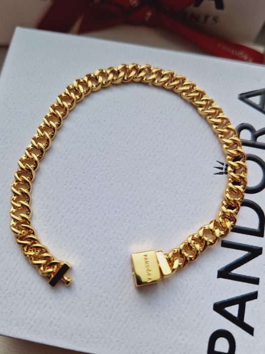 Bransoletka Pandora Timeless z oczkami pavé r.18