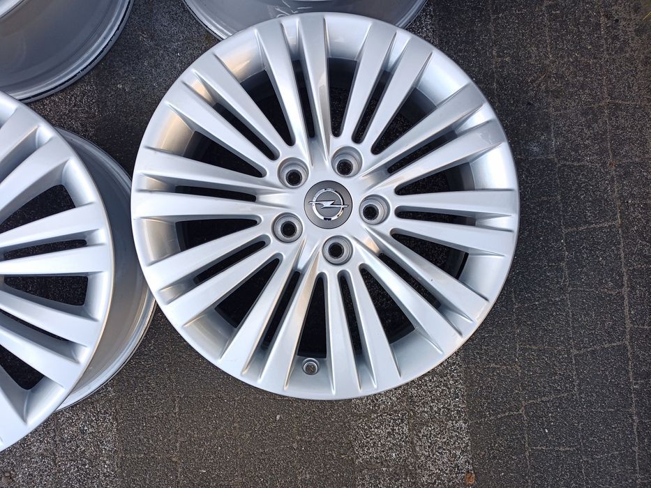OEM 17 Opel Zafira C Antara Astra J Insignia B Chevrolet 5* 115 Captiv
