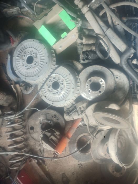 Пружини, диски тормозні,  На Ваз 2101-21092101-07.