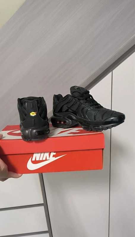 NOWE!!MęskieNikeTn`ModnySneakersy BlackEkskluzywnyUnisex.38