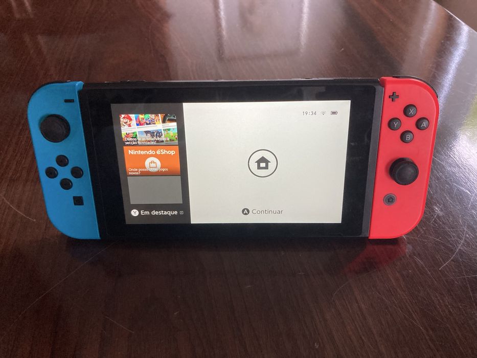 Nintendo Switch em bom estado