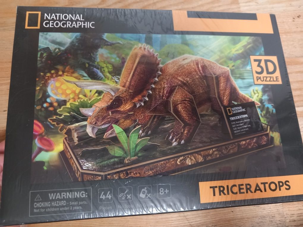 Puzzle 3D Dinozaur Triceratops