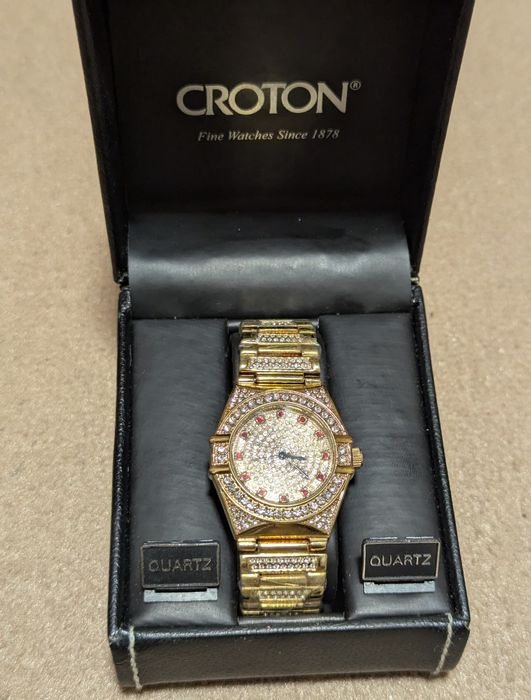 Годинник Croton кварцевий механізм