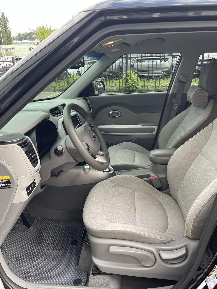 KIA SOUL EV  2017 року