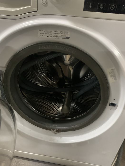 Maquina lavar roupa nova