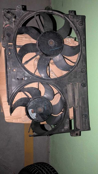 Дифузор з вентиляторами Volkswagen Jetta