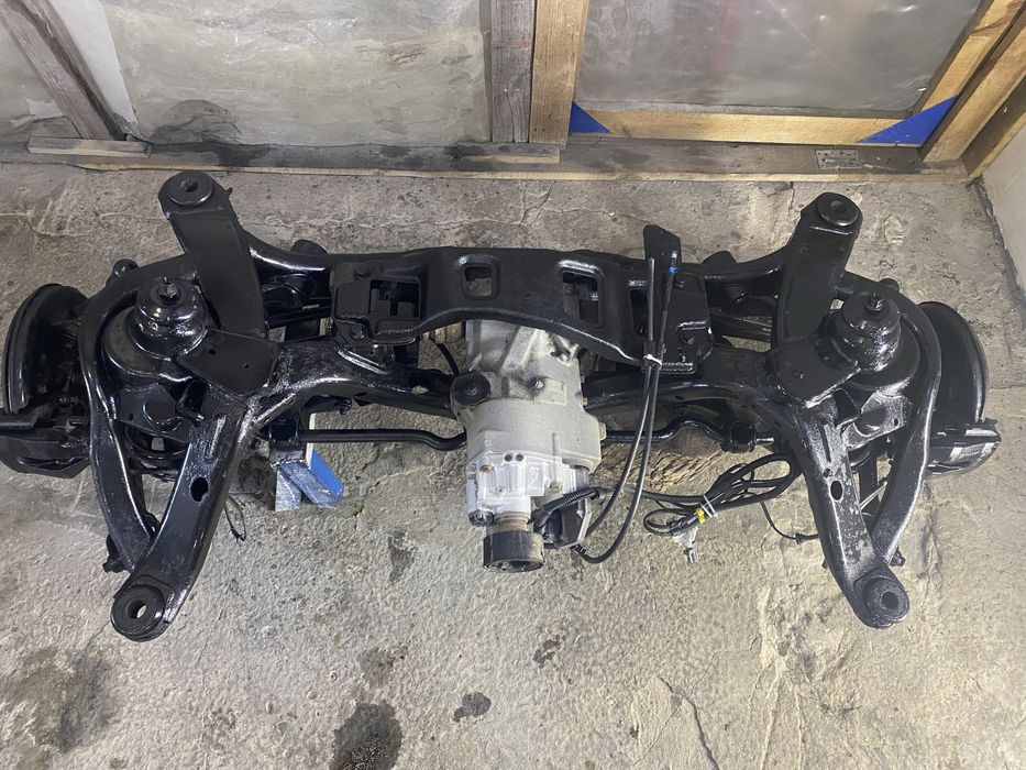 Подвеска зад.в сборе с редуктором VOLVO XC90 XC-90 2003-2008 ОРИГИНАЛ"