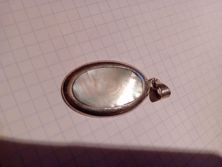 Medalha em Prata e Madrepérola