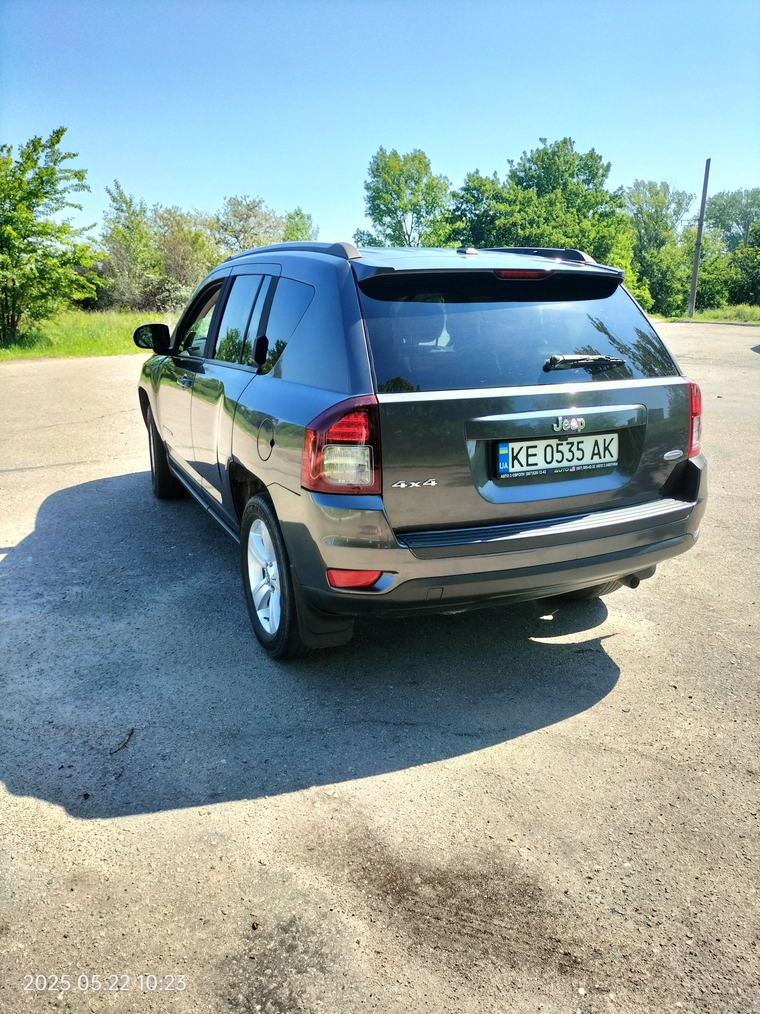Продам Jeep compass