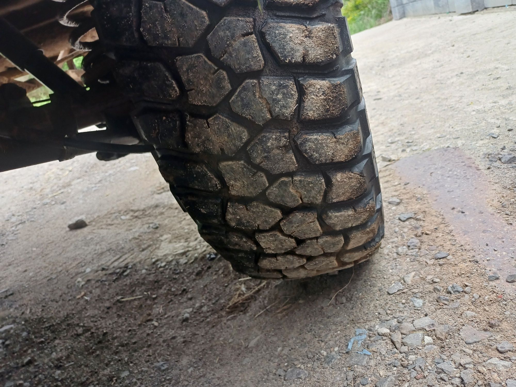 Продам колеса в зборі 30х9.5R15