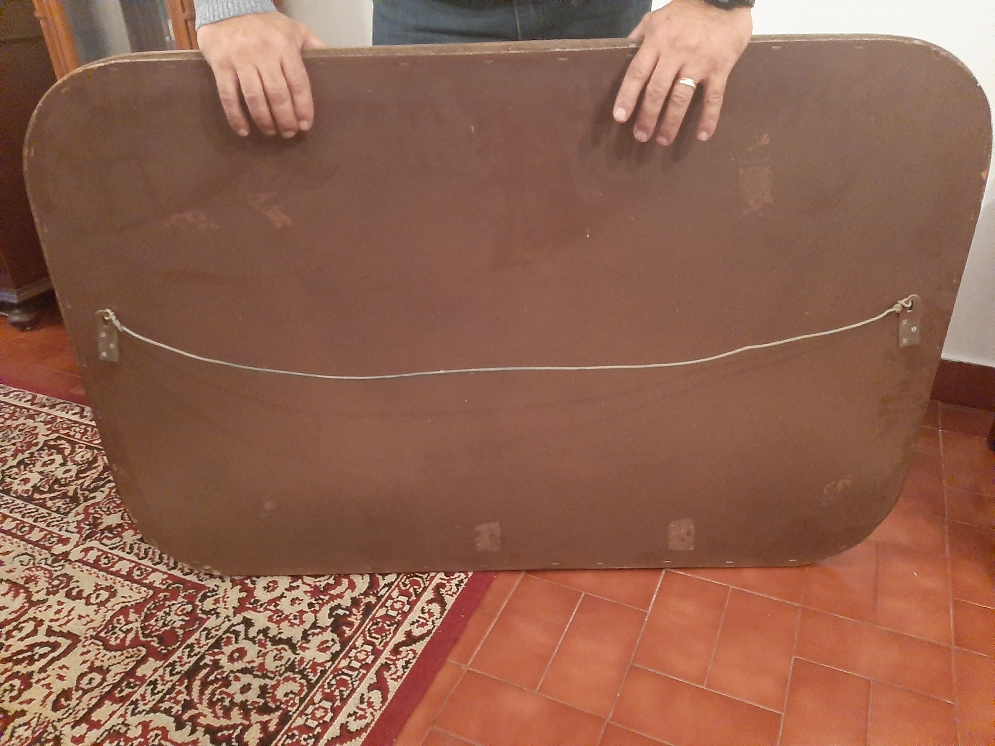 Espelho moldura madeira maciça oval vidro bicelado