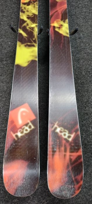 Freestyle 161 cm HEAD CADDY 81 twin tip