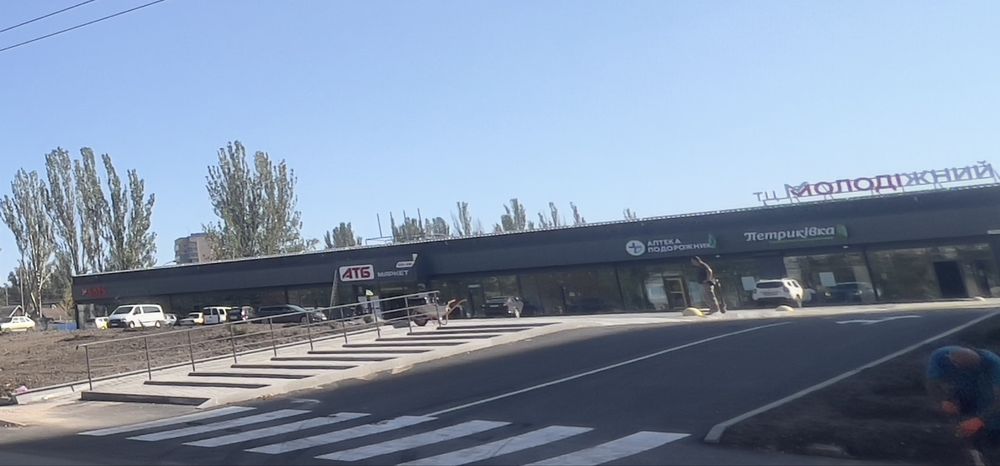 2-кімн вул. Світальського (Коротченко), 4/9, світло є завжди‼️