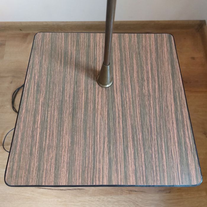 Lampa z gazetnikiem prl vintycz