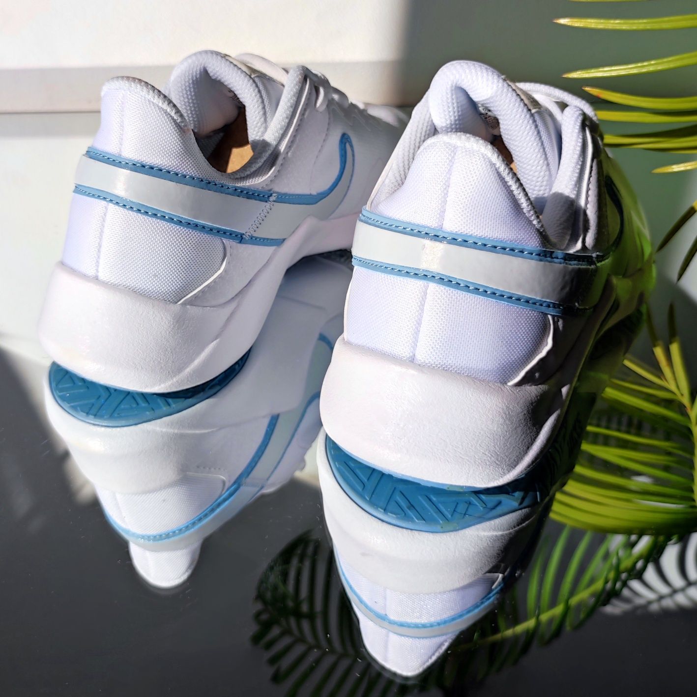 Кросівки Nike Legend Essential 2
(CQ9545-101)
Оригінал!