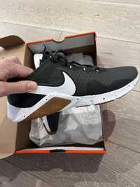 Нові чоловічі кросівки Nike