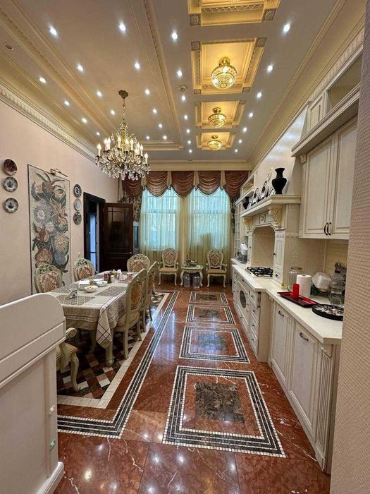 Продается особняк в  коттеджном поселке Совиньон