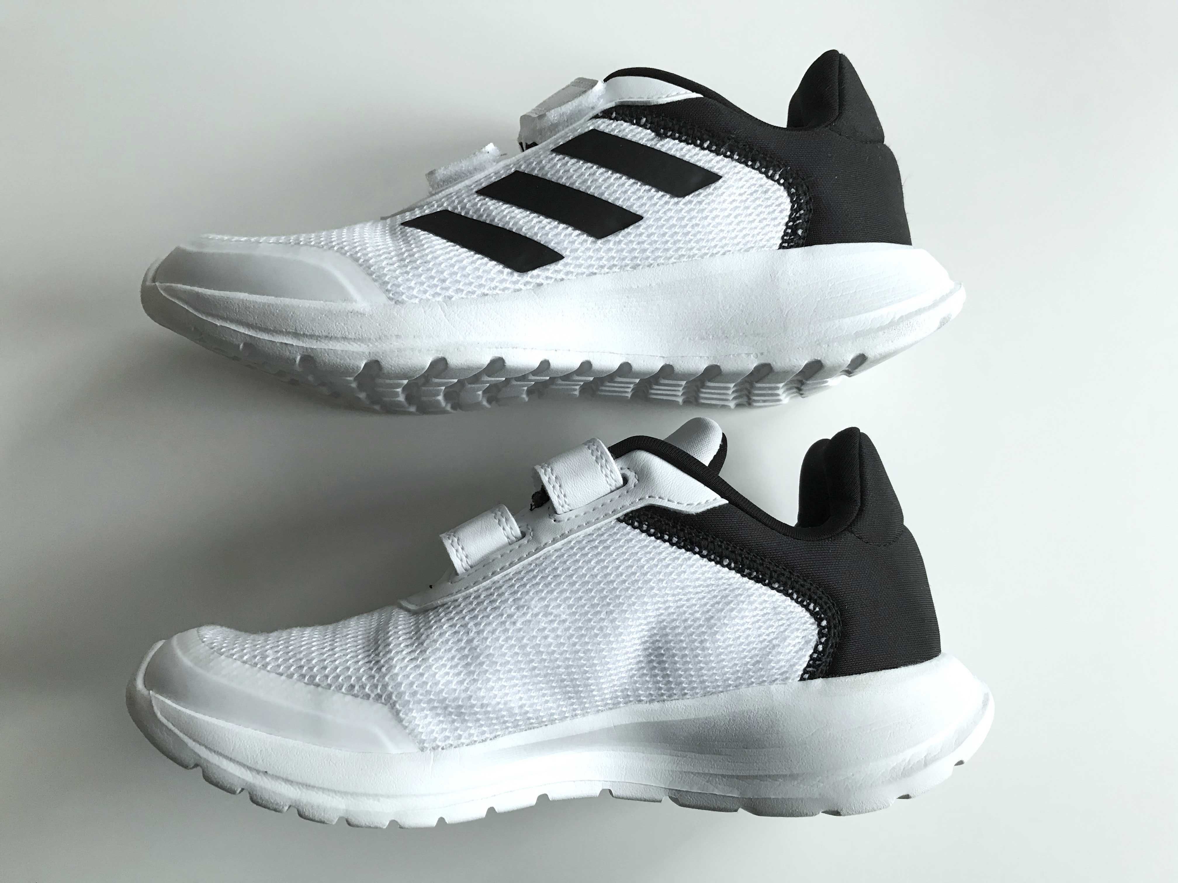 Buty sportowe adidas  Tensaur Run Shoes IF0354 rozmiar 35