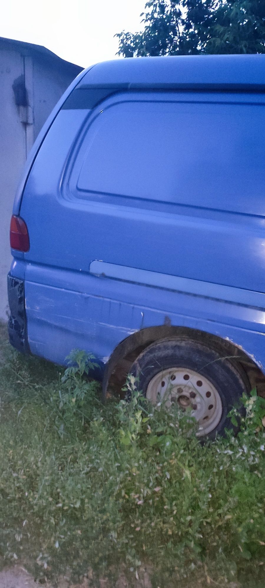 Продам Mitsubishi l400 Срочно