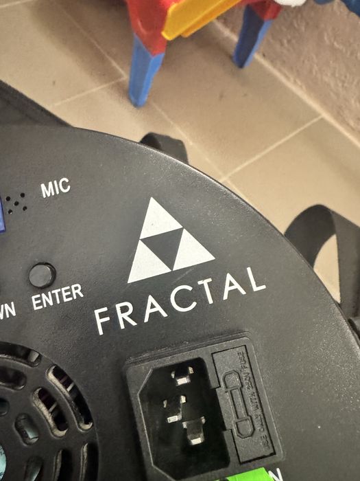 Продам чотири led Par