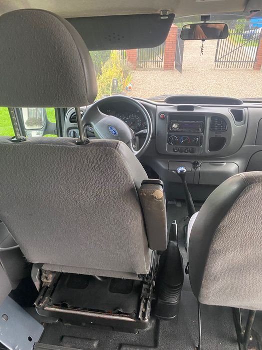 Ford Transit 9 osobowy 2005