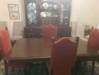 Sala completa estilo século 17.