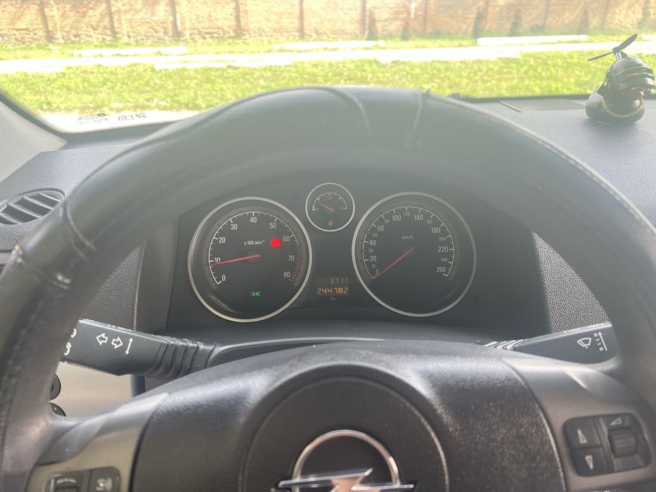 Opel Astra H, 1.6 бенз, 2005